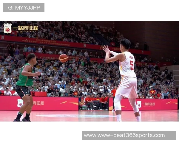 西安篮球队速度之美探秘展现快速攻防的精彩瞬间 西安篮球队速度之美探秘展现快速攻防的精彩瞬间